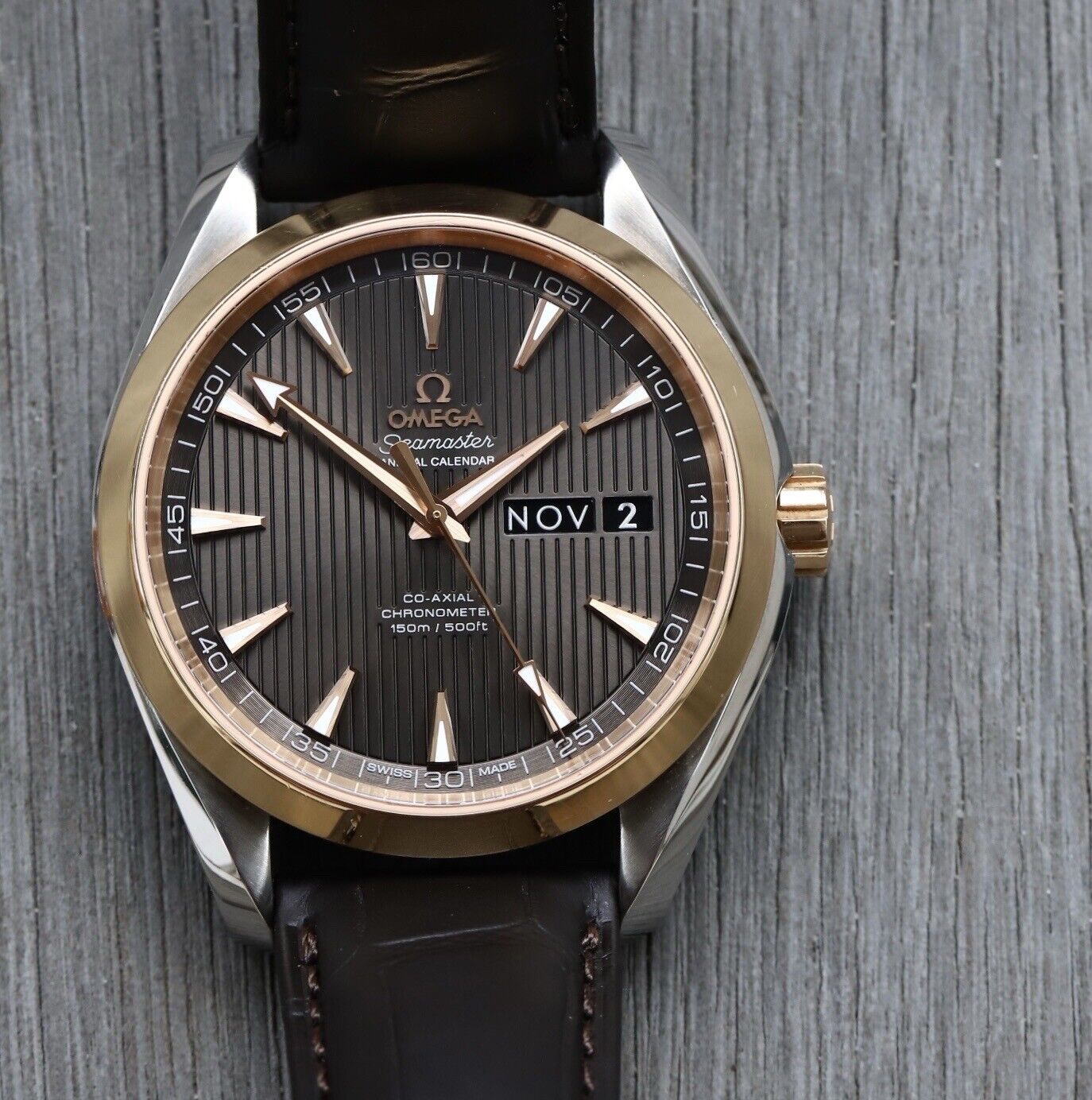 Omega aqua terra online annual calendar 43 mm