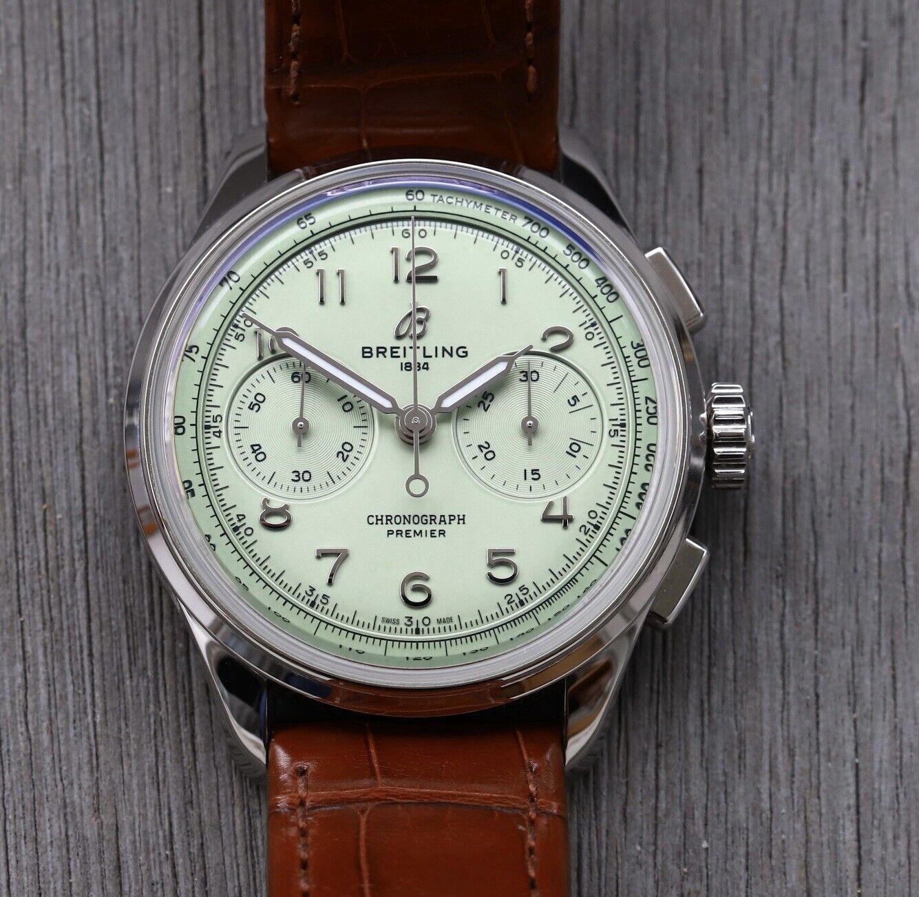 BreitlingPremierB09Chronograph40PistachioAB0930-2021WatchVault01.jpg