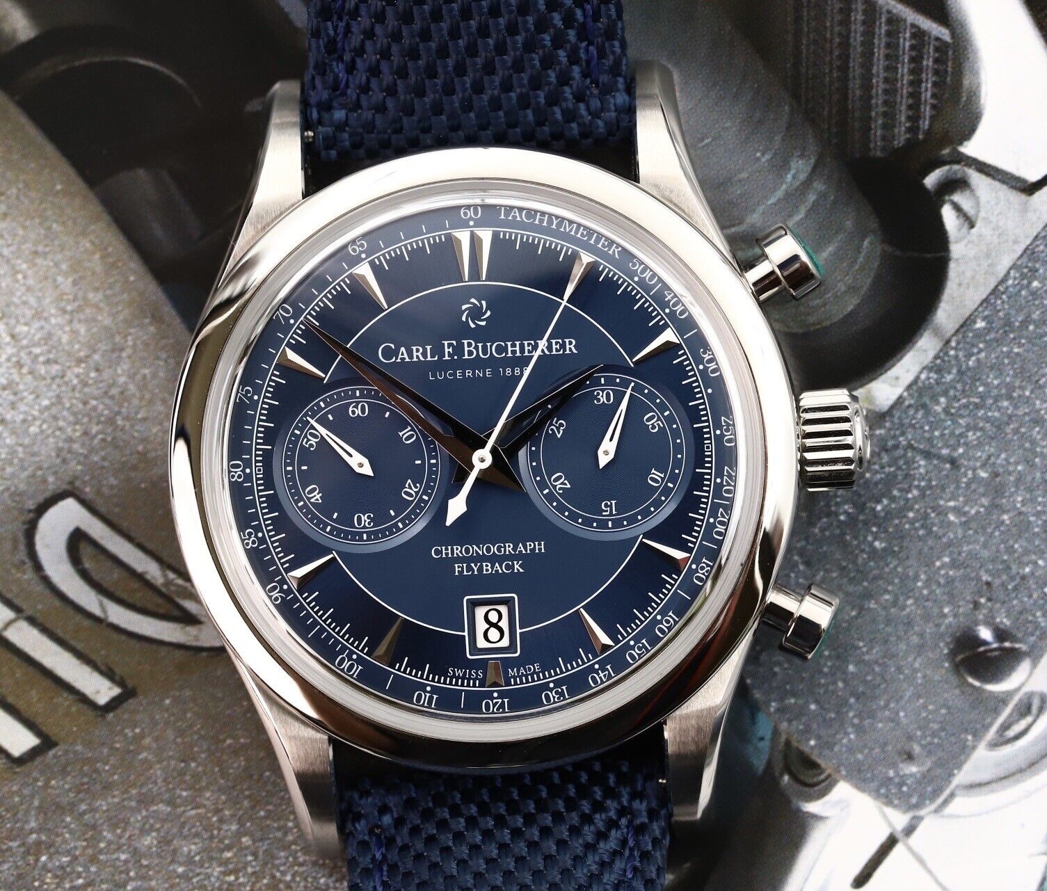 Carl.F. Bucherer Manero Flyback Chronograph Blue 43mm 00.10919