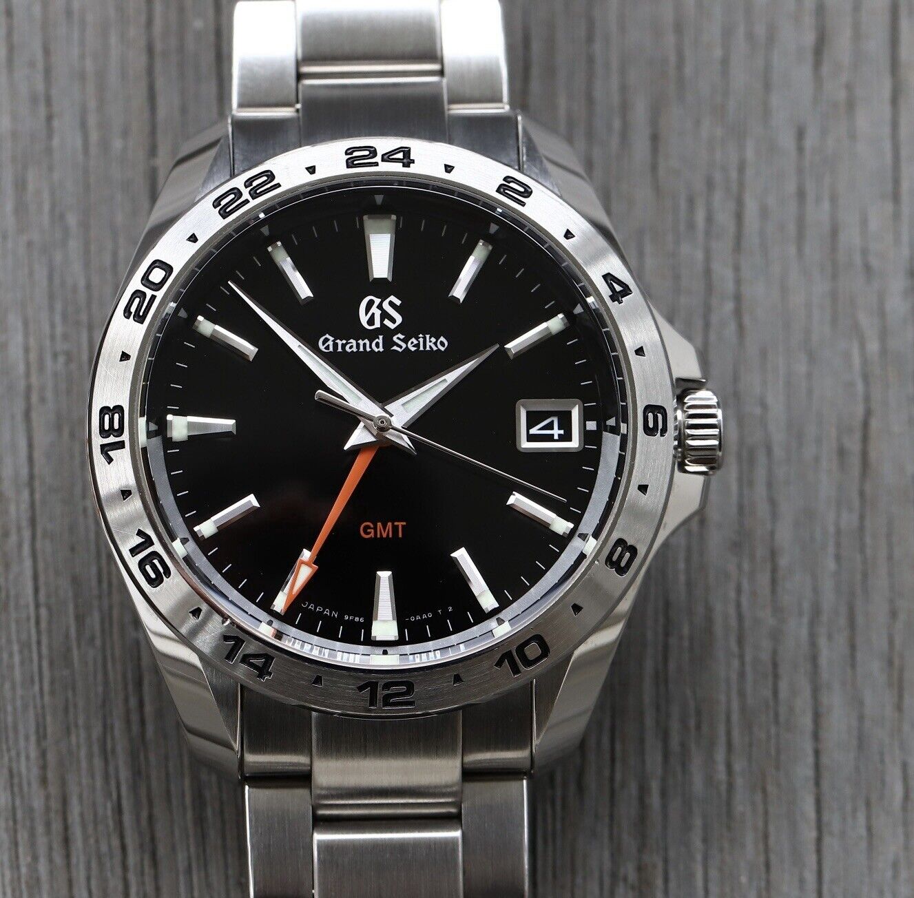 GrandSeikoGMTSBGN0039F86-2019WatchVault01.jpg