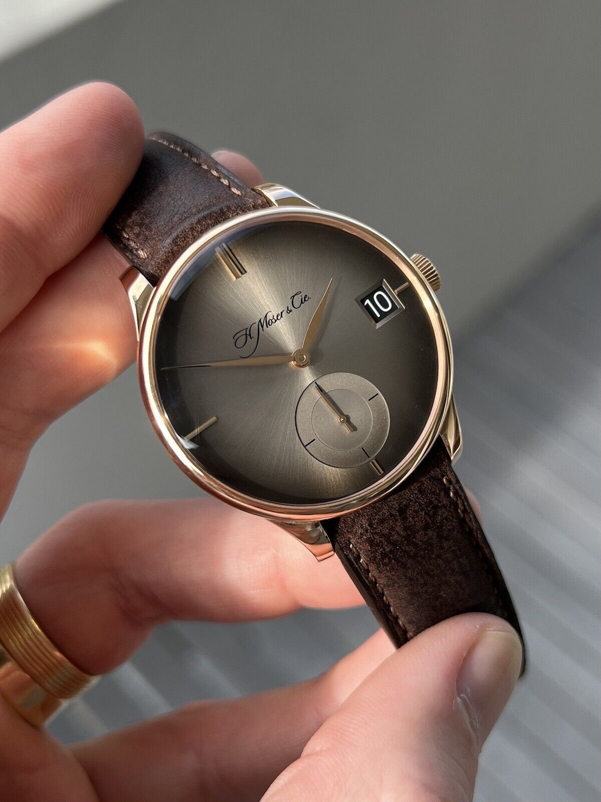 H. Moser Cie Pioneer Venturer Big Date Purity Rose Gold 2100