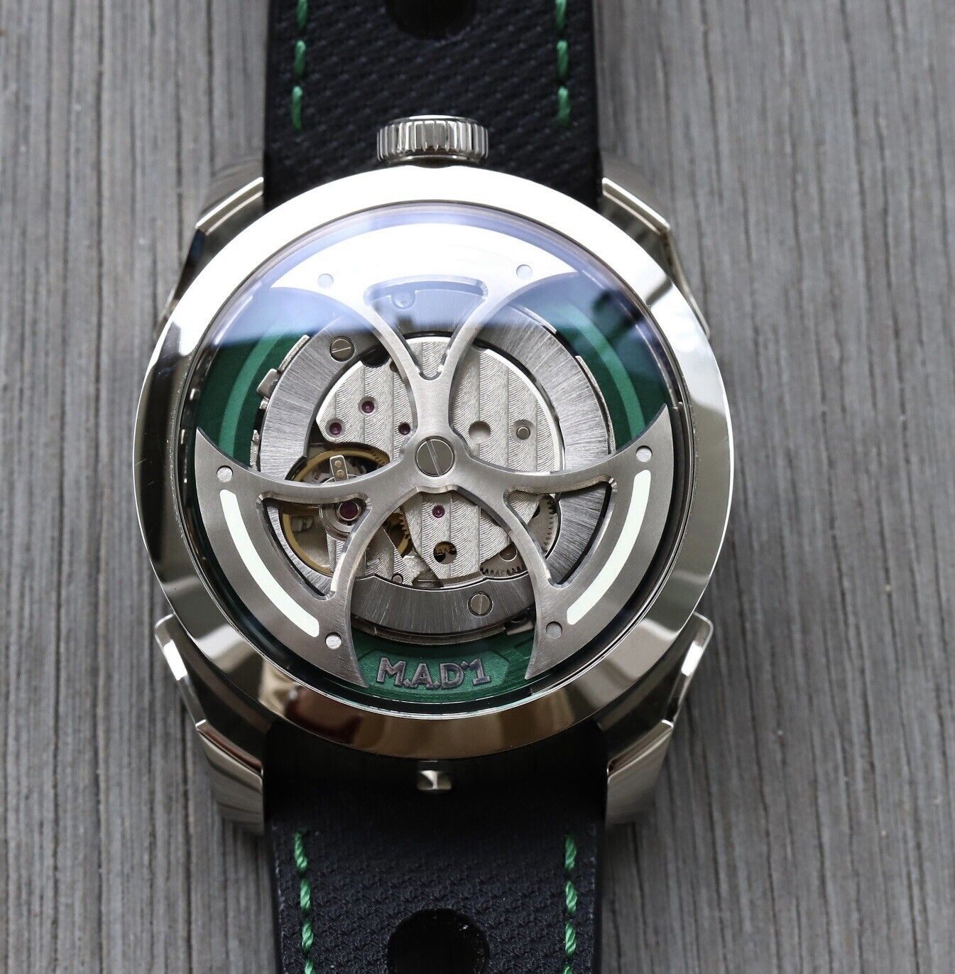 MB_FM.A.D1GreenEdition-2023WatchVault01_2a5e9521-ede4-43bf-8e14-40004ed76a7b.jpg