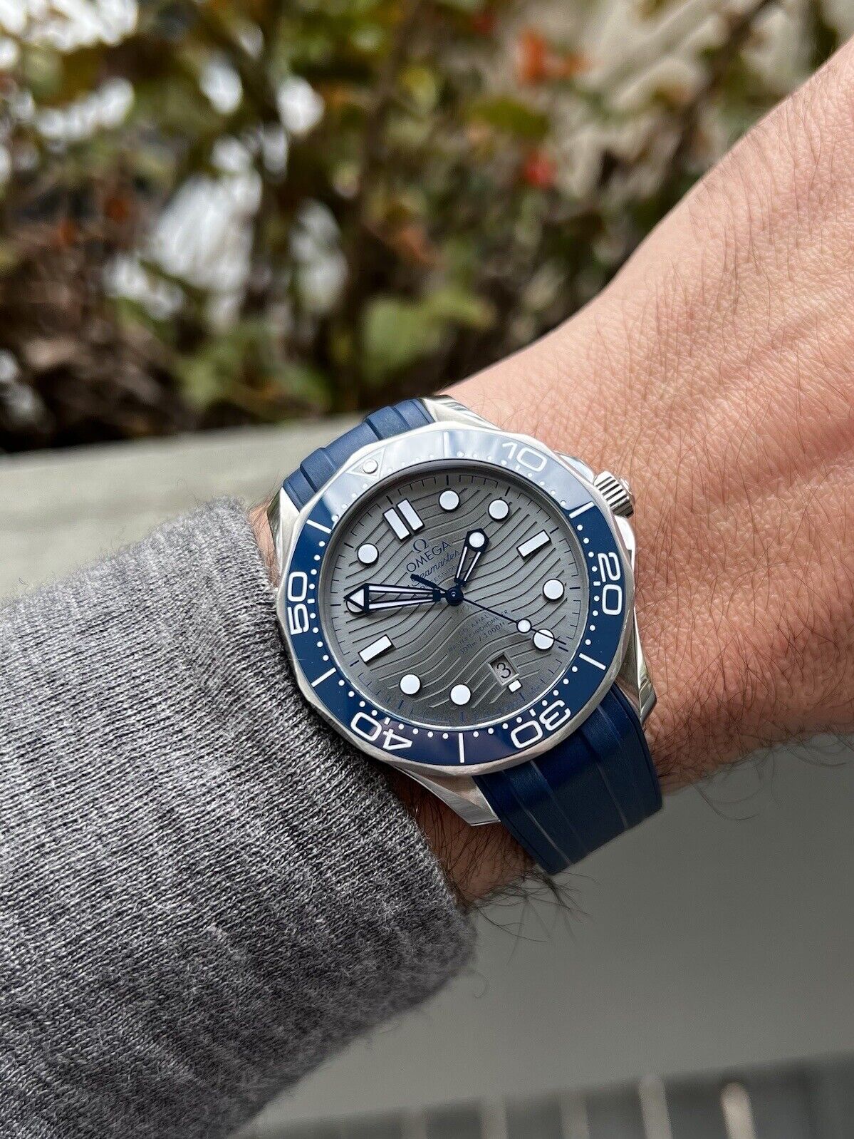 Omega seamaster diver 300m grey sale