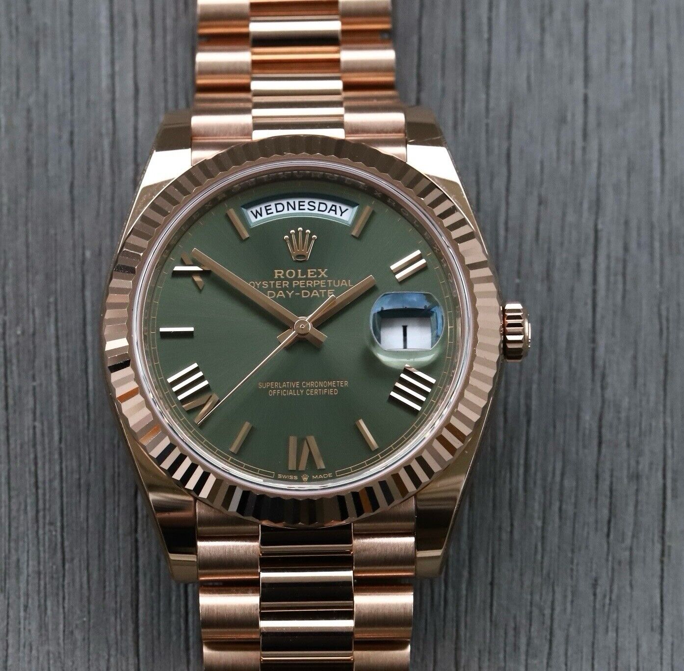 RolexDay-Date40EveroseOliveGreenDial228235-2022WatchVault01.jpg