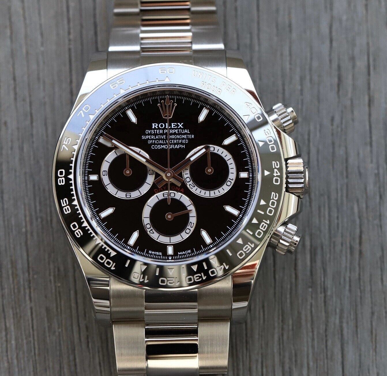 RolexDaytona126500LNBlackDial-2023WatchVault01.jpg