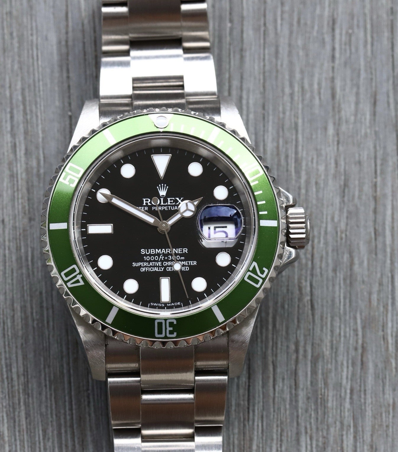 RolexSubmariner_Kermit_DSerial16610LV-2006WatchVault01_039bf06e-bcbb-4dc1-9a87-d69cee19c21f.jpg