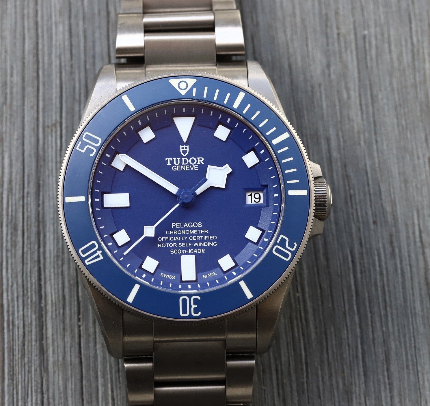 TudorPelagosBlue25600TB-2023WatchVault01.jpg